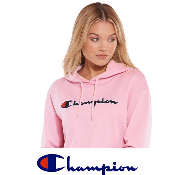 Champion Tops - ⭐️HP⭐️Gorgeous Champion pink hoodie 💕